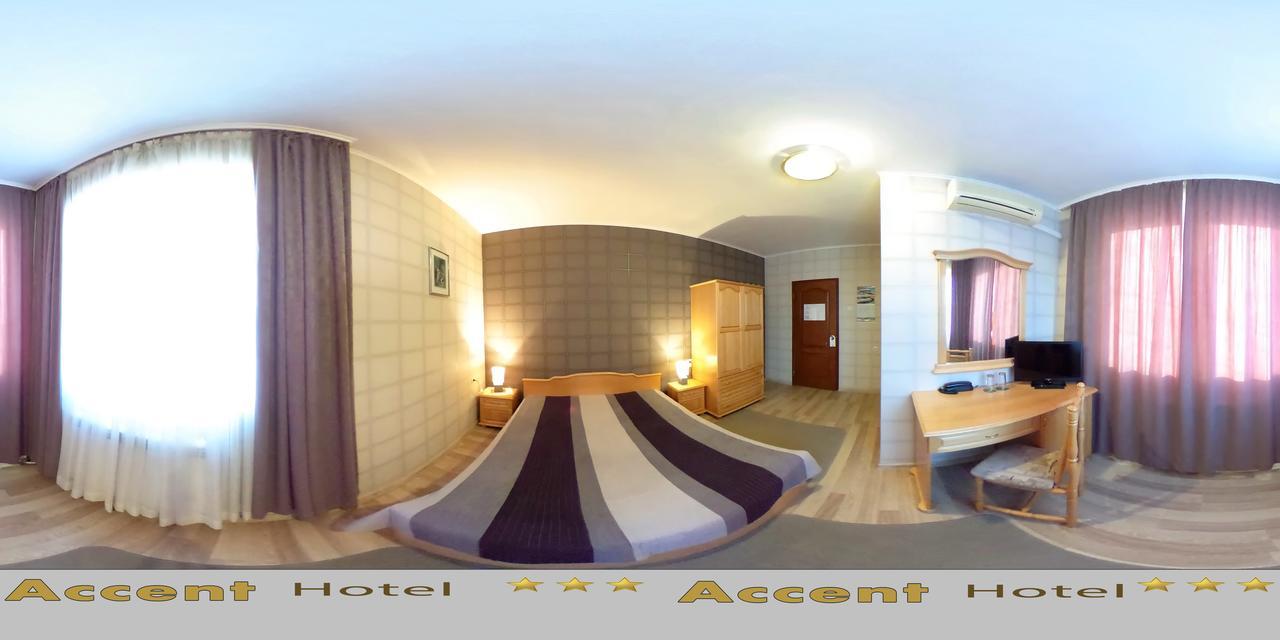Family Hotel Accent Razgrad エクステリア 写真
